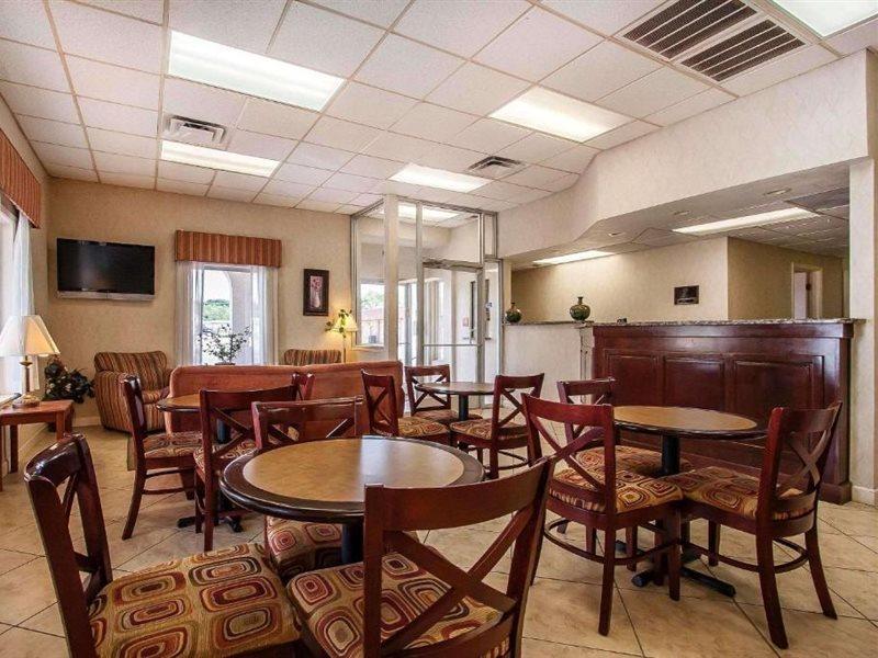 Covington Quality Inn & Suites מראה חיצוני תמונה
