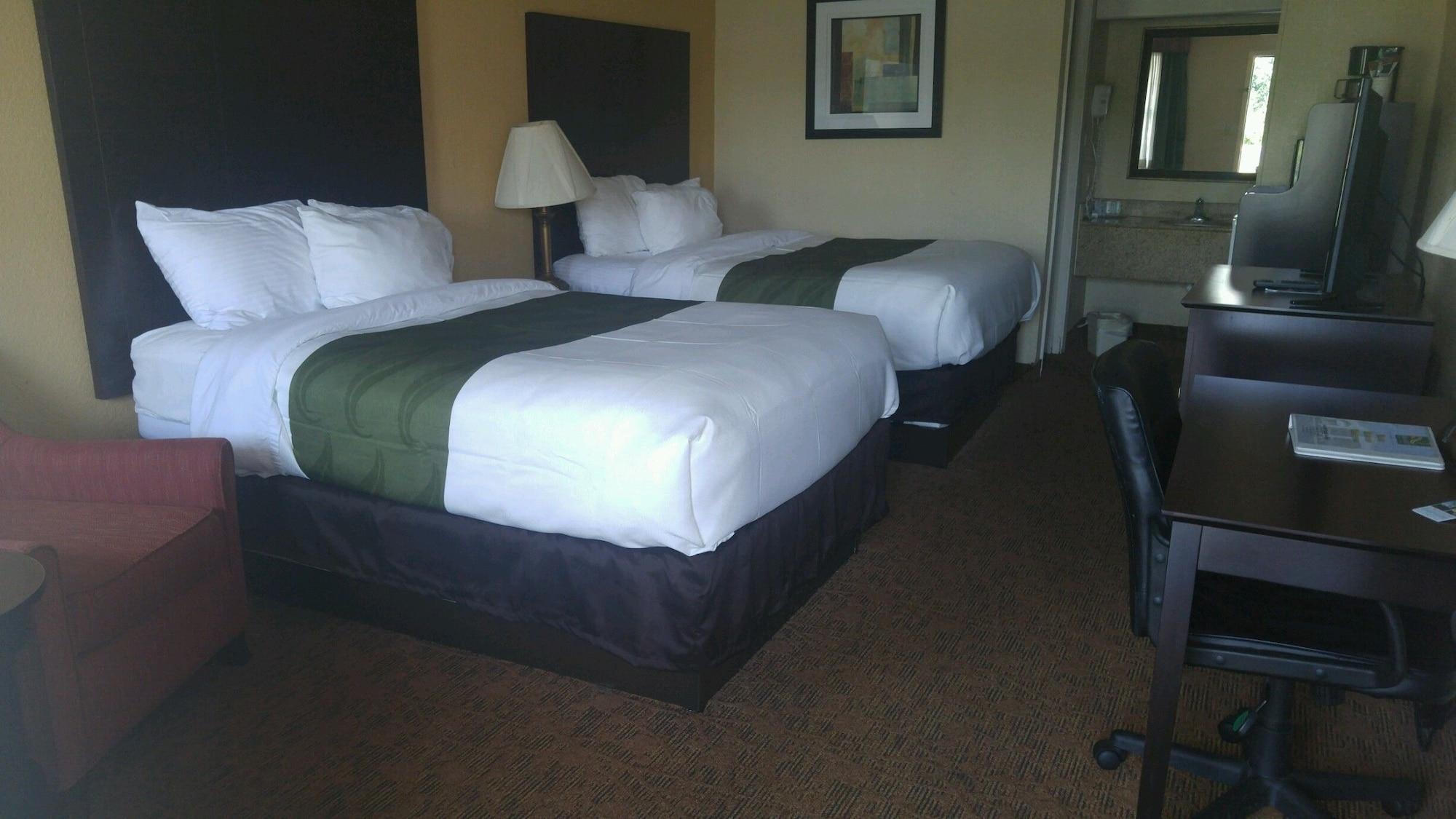 Covington Quality Inn & Suites מראה חיצוני תמונה