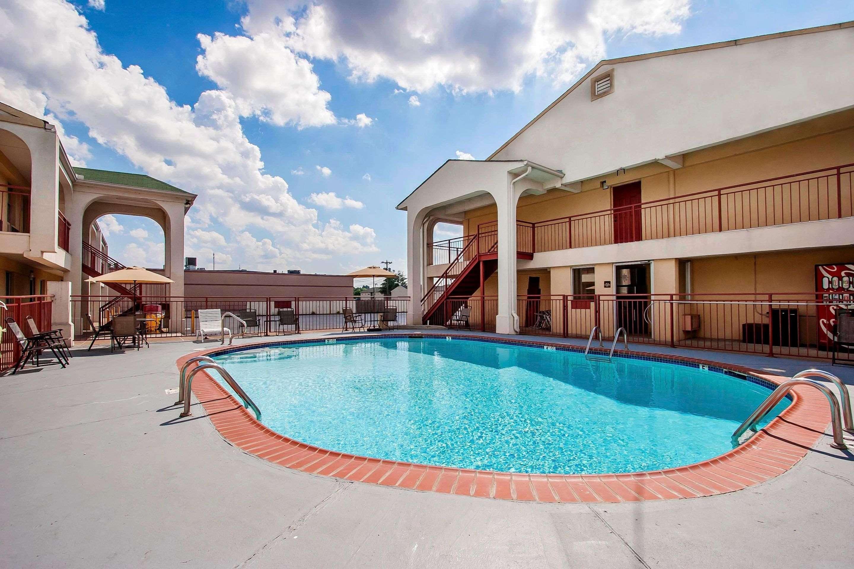 Covington Quality Inn & Suites מראה חיצוני תמונה