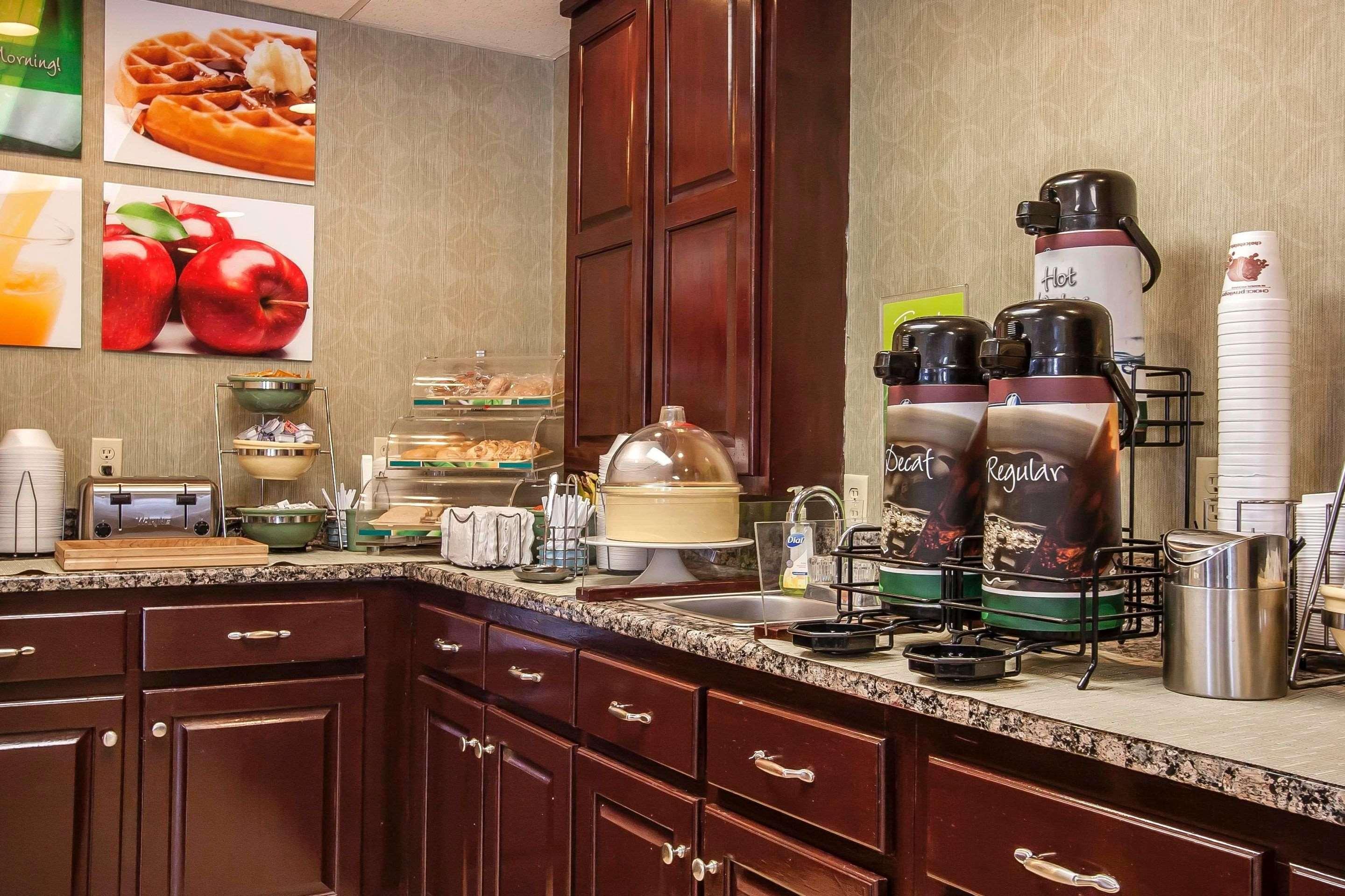Covington Quality Inn & Suites מראה חיצוני תמונה