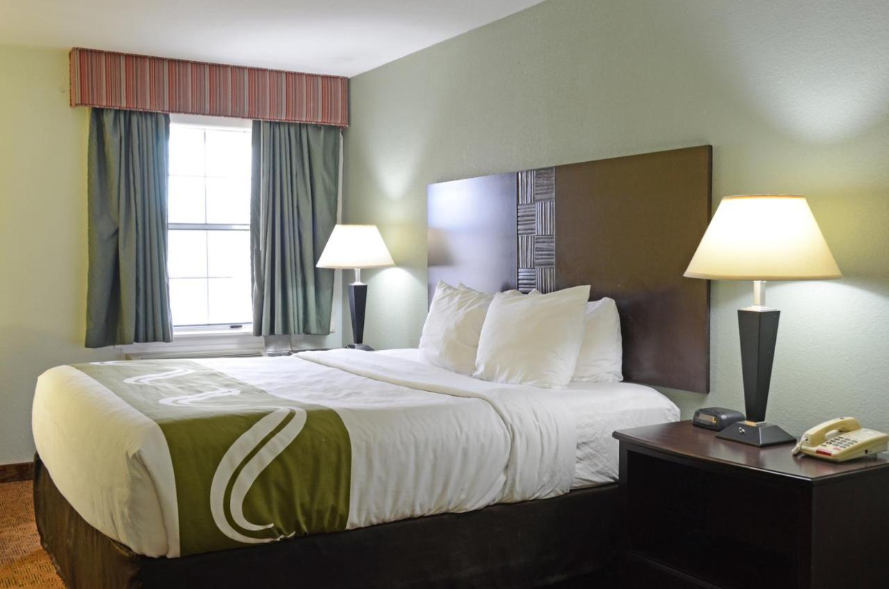 Covington Quality Inn & Suites מראה חיצוני תמונה