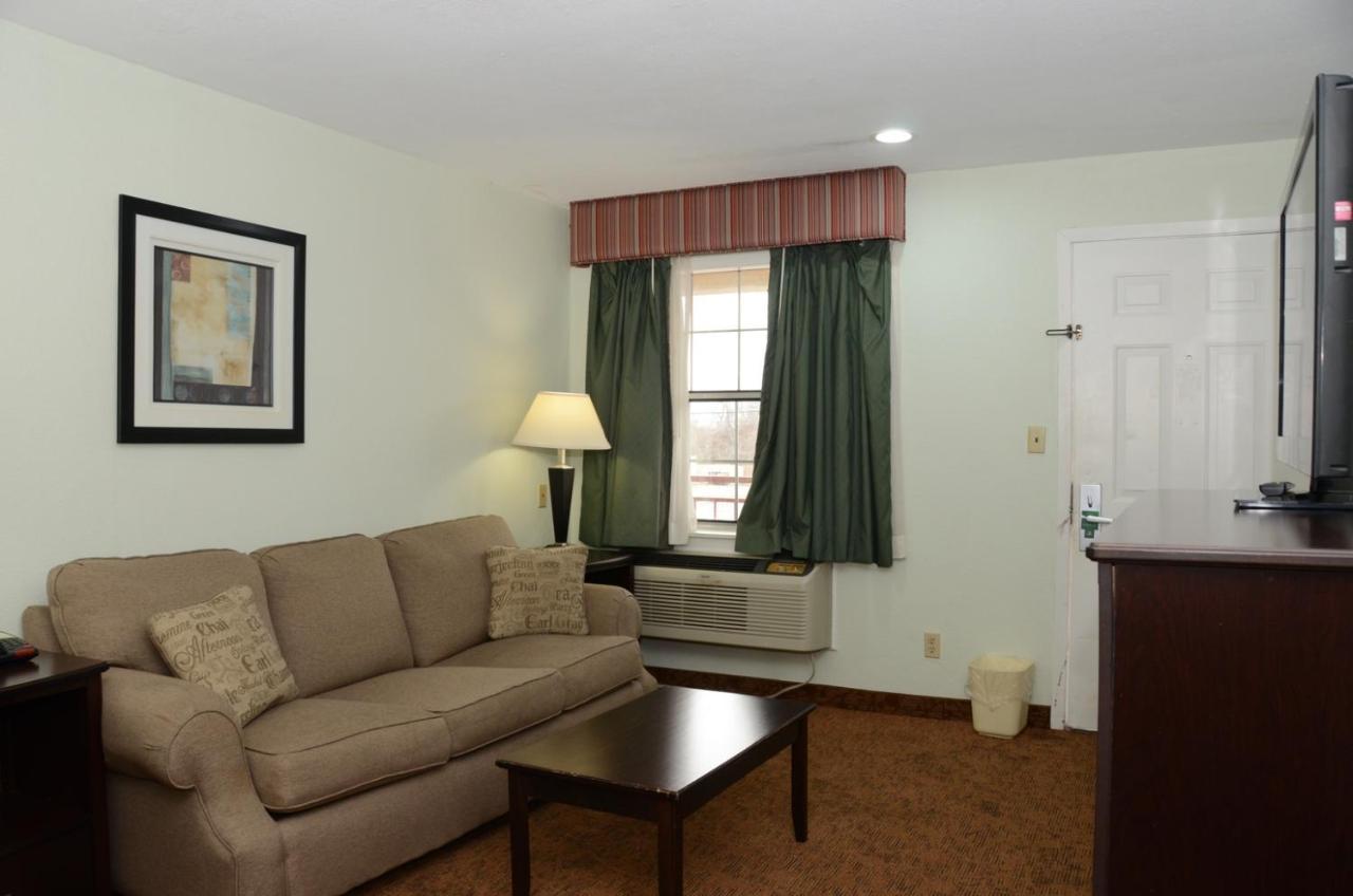 Covington Quality Inn & Suites מראה חיצוני תמונה