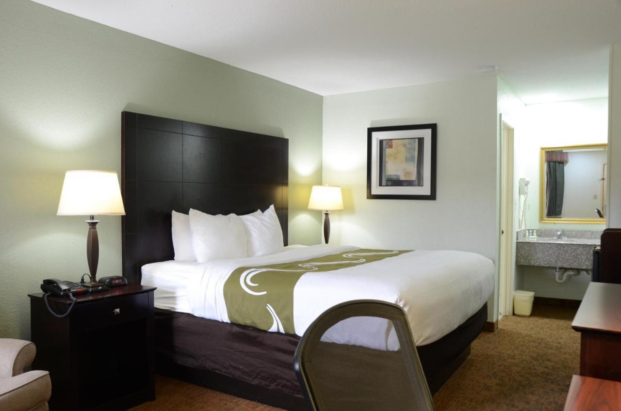 Covington Quality Inn & Suites מראה חיצוני תמונה